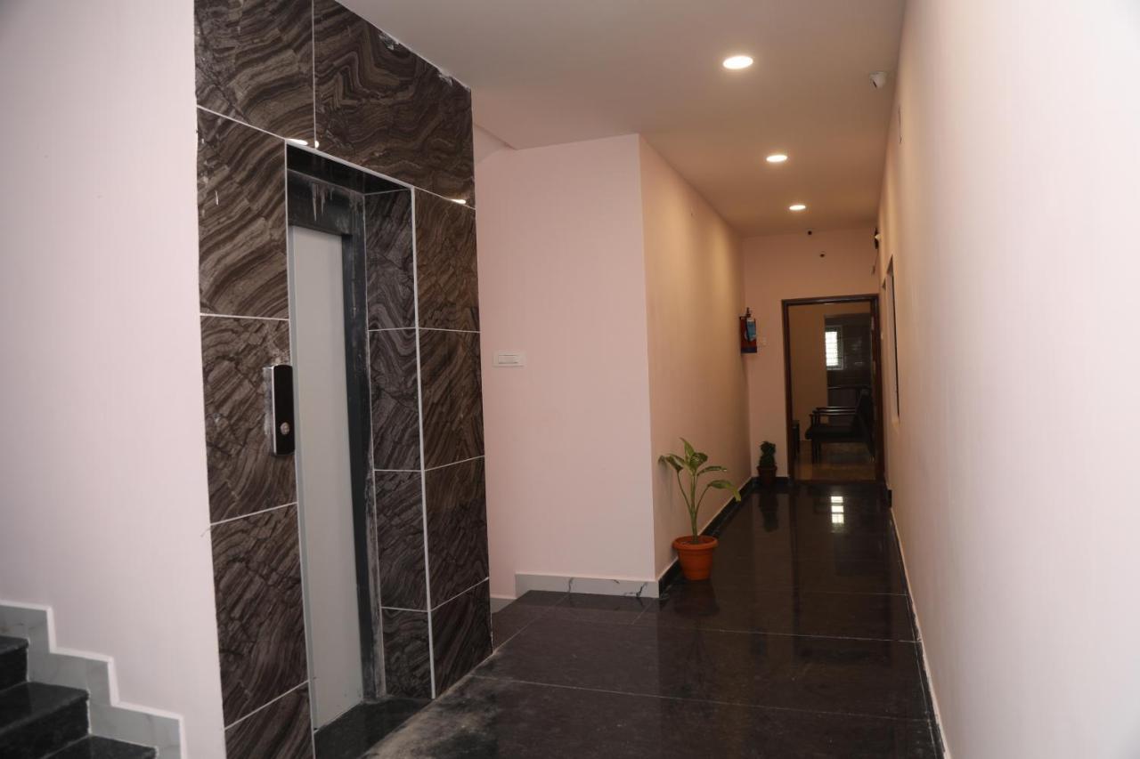 Hotel Rk - Temple Stay Thanjavur Extérieur photo