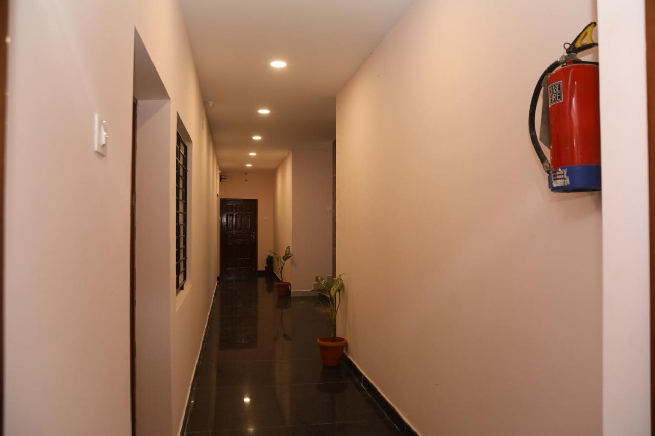 Hotel Rk - Temple Stay Thanjavur Extérieur photo