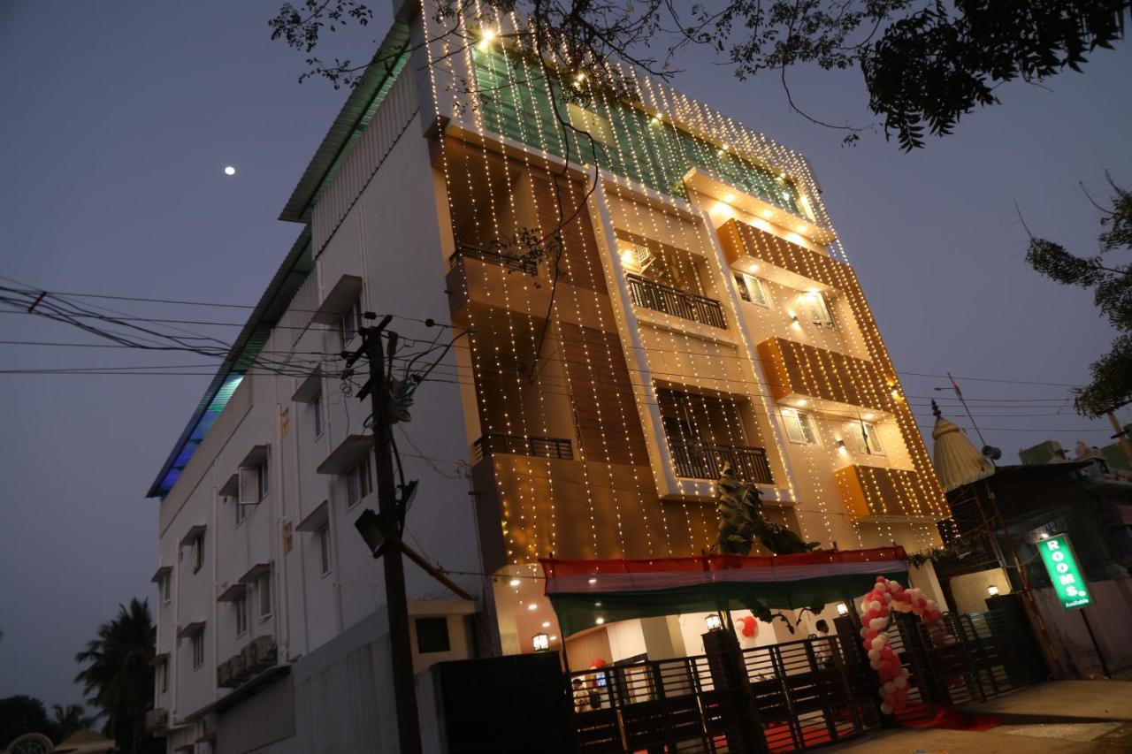 Hotel Rk - Temple Stay Thanjavur Extérieur photo